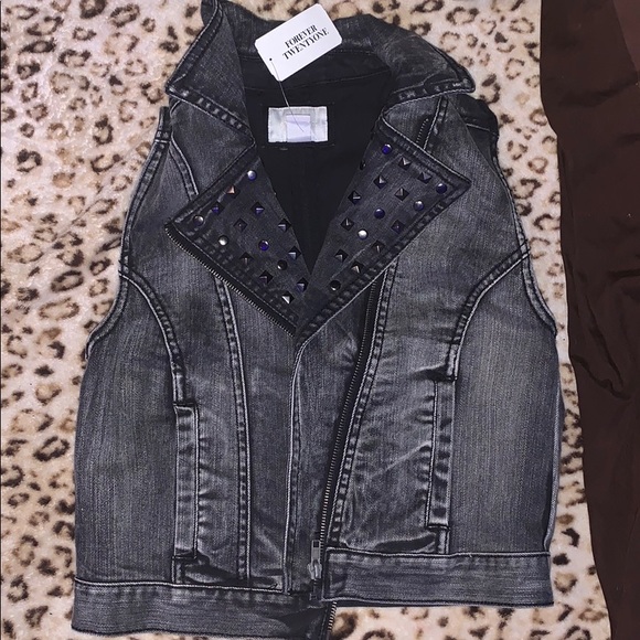 Denim Vest Ready To Ship - Picture 2 of 2